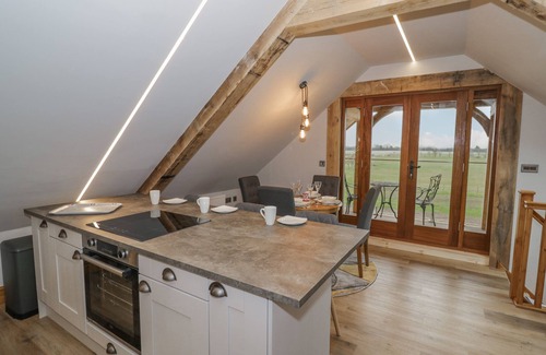 Peopleton Cabaña | Hallgarth Farm Holiday Lodge