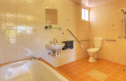 Halls Creek Hotel | Halls Creek Motel