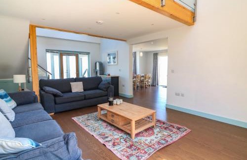 Chillington Casa | Hallsands Beach House