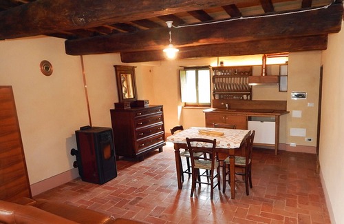 Firenzuola Apartamento | Reducido a la mitad: alojamiento en casa antigua de 700, en el valle del río Santerno