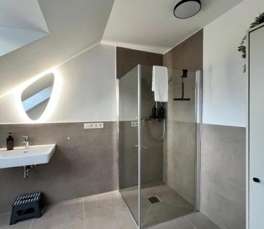 Kernstadt Apartamento | HAMA Design Homes Pader-Stars