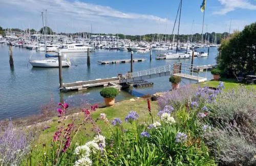 Bursledon Casa | Hamble Riverside Cottage