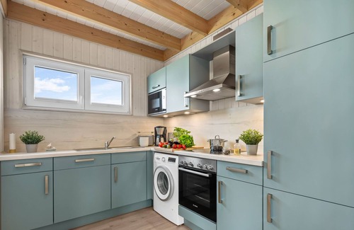 Olpenitz Casa | Hamburger Buttje - detached house, parking lot, fireplace, bathtub, terrace