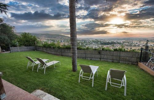 Rosh Pinna Casa | Hameiri Estate