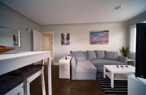 Hamilton Apartamento | Hamilton Chic Retreat - Comfy Beds - Garden - Pool