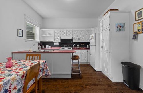 Downtown St. John's Casa | Hamilton Hilltop Home3 King Bedsvictoria Park