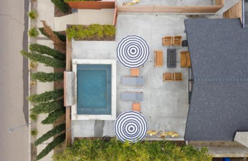 Village of La Jolla Casa | Hamilton I II Buyout by AvantStay Modern 6 BDR w Spa Rooftop Patio