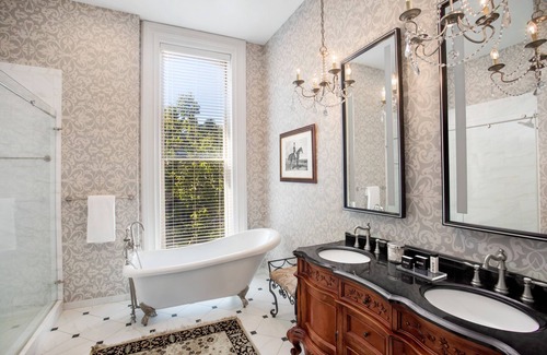 Historic Downtown Savannah Cama Y Desayuno | Hamilton-Turner Inn