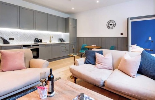 Frognal and Fitzjohns Apartamento | Hampstead Hush Summar