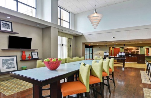 Wilkes-Barre Hotel | Hampton Inn & Suites Wilkes-Barre/Scranton