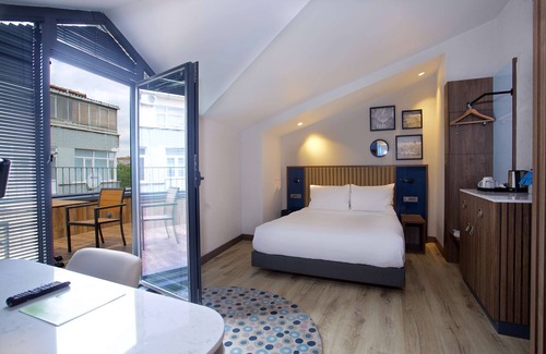 Fatih Hotel | Hampton By Hilton Istanbul Old City