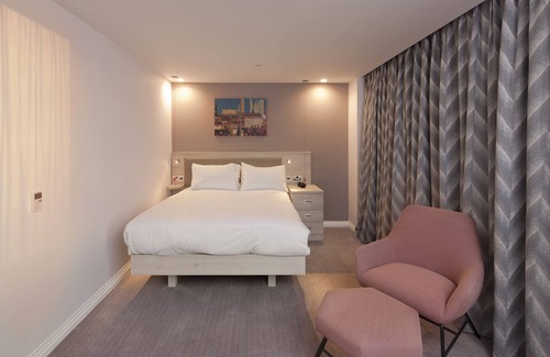 Leeds Hotel | Hampton by Hilton Leeds City Centre
