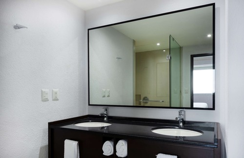 De las Américas Hotel | Hampton by Hilton Veracruz Boca Del Rio