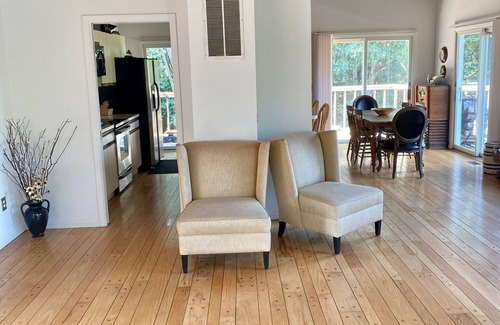 Clearwater Beach Casa | Hampton Home On Creek & Walking Distance To Beach