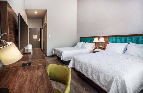 March Air Reserve Base Hotel | Hampton Inn Riverside March Air Force Base