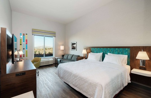 March Air Reserve Base Hotel | Hampton Inn Riverside March Air Force Base