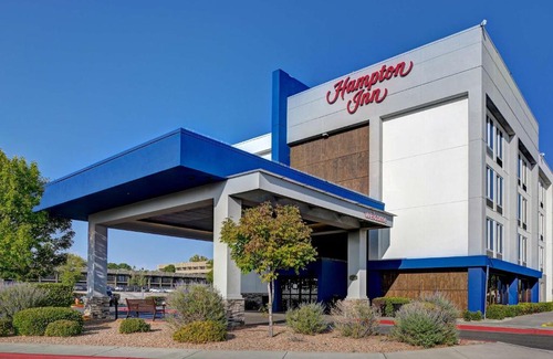 Altura Addition Hotel | Hampton Inn Albuquerque - University/Midtown