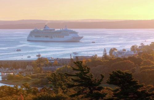 Bar Harbor Hotel | Hampton Inn Bar Harbor