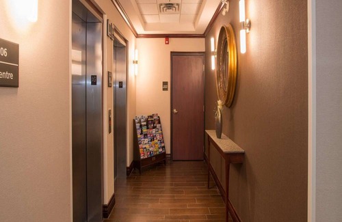 Sheridan Hotel | Hampton Inn by Hilton Toronto-Mississauga West