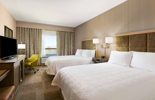 Sherwood Park Hotel | Hampton Inn by Hilton Edmonton/Sherwood Park