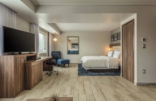 Tijuana Hotel | Hampton Inn by Hilton Tijuana