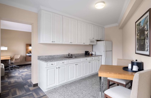 North Charleston Hotel | Hampton Inn Charleston-North