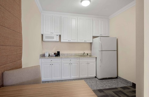North Charleston Hotel | Hampton Inn Charleston-North