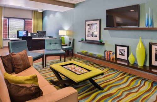 Decatur Hotel | Hampton Inn Decatur