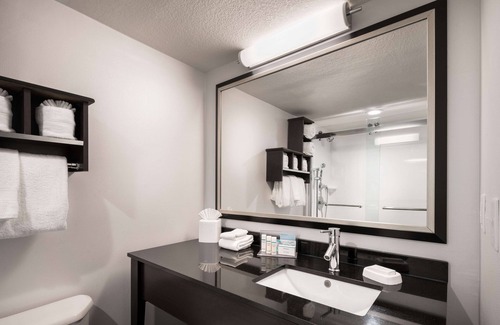 Golden Hotel | Hampton Inn-Denver West/Golden