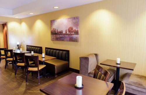 Eau Claire Hotel | Hampton Inn Eau Claire