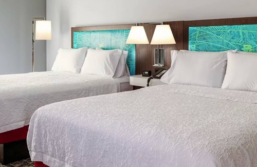 Fort Myers River District Hotel | Hampton Inn Fort Myers Downtown