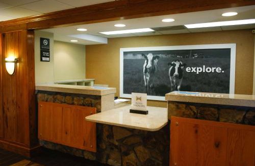 Franklin Hotel | Hampton Inn Franklin, NC