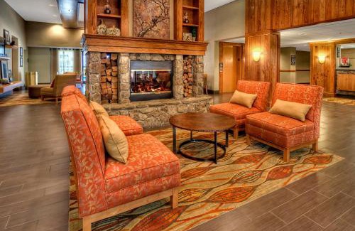Franklin Hotel | Hampton Inn Franklin, NC