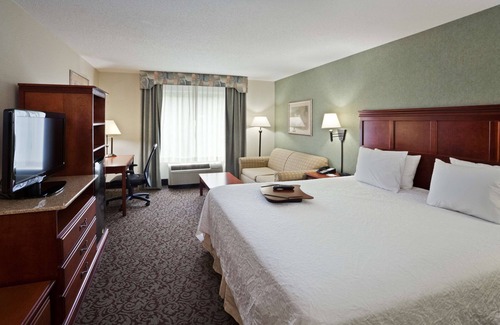 Ithaca Hotel | Hampton Inn Ithaca