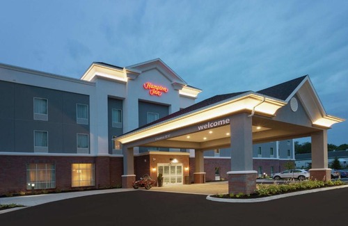 West Kennebunk Hotel | Hampton Inn Kennebunk Kennebunkport Me