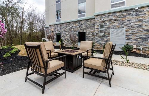 Locust Grove Hotel | Hampton Inn Locust Grove