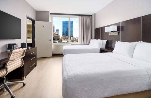 Theater District Hotel | Hampton Inn Manhattan/Times Square Central