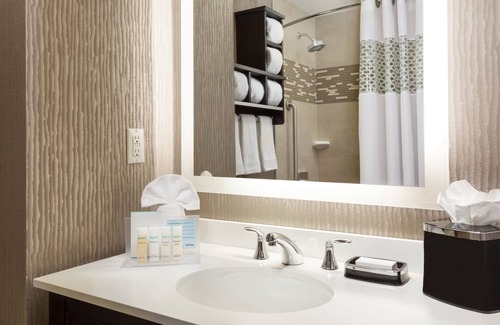 Theater District Hotel | Hampton Inn Manhattan/Times Square Central