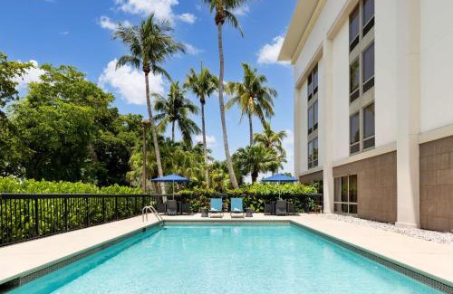 Naples Hotel | Hampton Inn Naples-Central