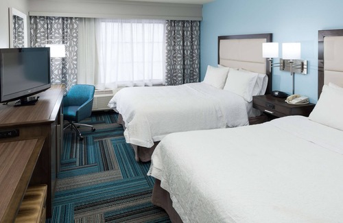 Little Italy Hotel | Hampton Inn San Diego-Downtown