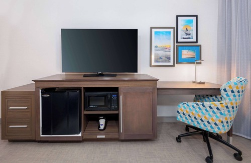 Clearwater Beach Hotel | Hampton Inn & Suites Clearwater Beach