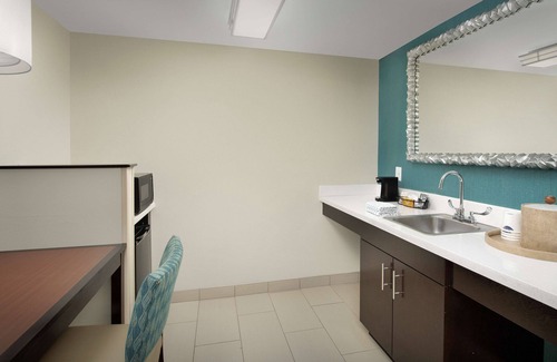 Alpharetta Hotel | Hampton Inn & Suites Alpharetta