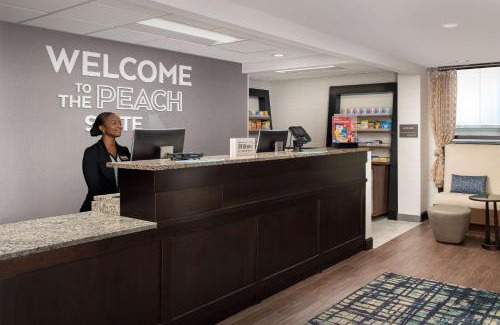 Alpharetta Hotel | Hampton Inn & Suites Alpharetta-Windward