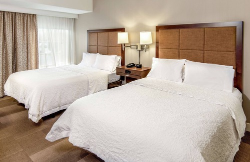 Bethlehem Hotel | Hampton Inn & Suites Bethlehem