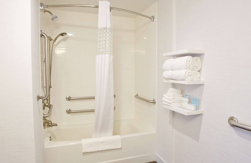 Nampa Hotel | Hampton Inn & Suites Boise/Nampa at the Idaho Center