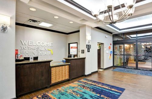 Boynton Beach Hotel | Hampton Inn & Suites Boynton Beach