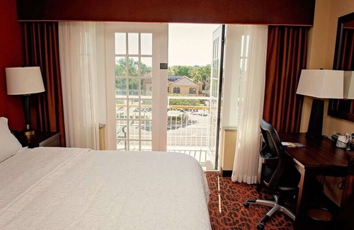 Bradenton Hotel | Hampton Inn & Suites Bradenton Downtown Historic District