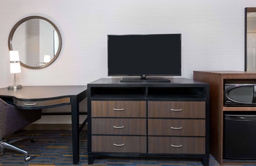 Downtown Buffalo Hotel | Hampton Inn & Suites Buffalo Downtown