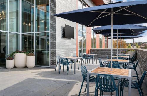 Bynum Hotel | Hampton Inn & Suites by Hilton Pittsboro