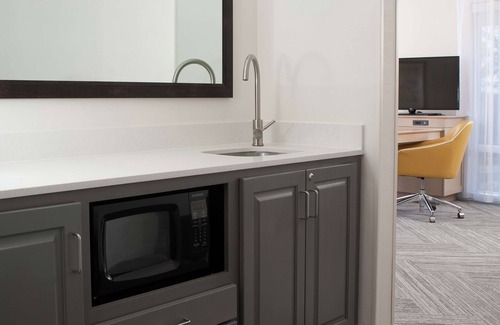 Augusta Hotel | Hampton Inn & Suites by Hilton Augusta-Washington Rd